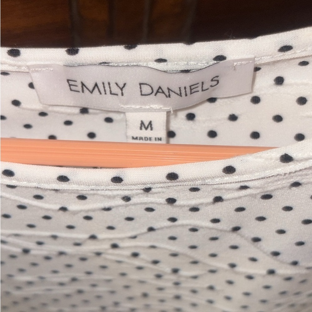 Stylish Polka Dot Knit Top